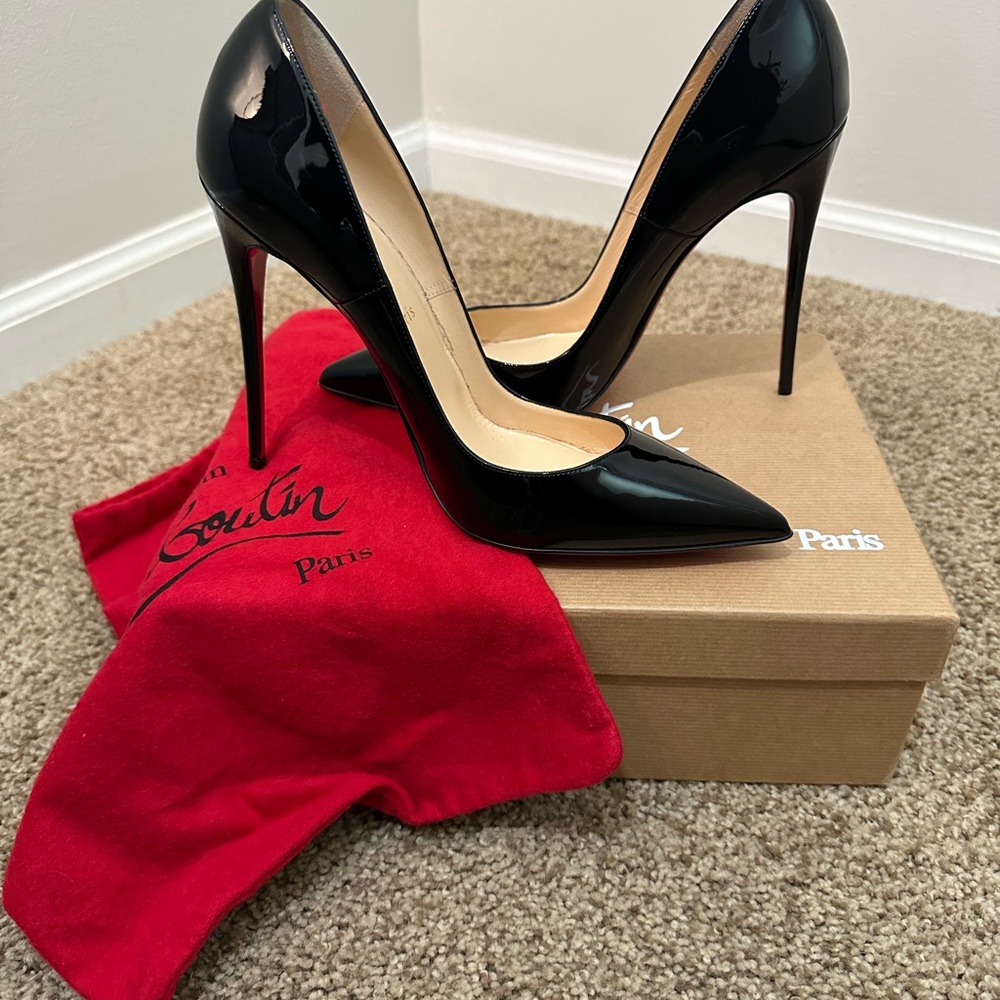Christian Louboutin So Kate 120 NWT
